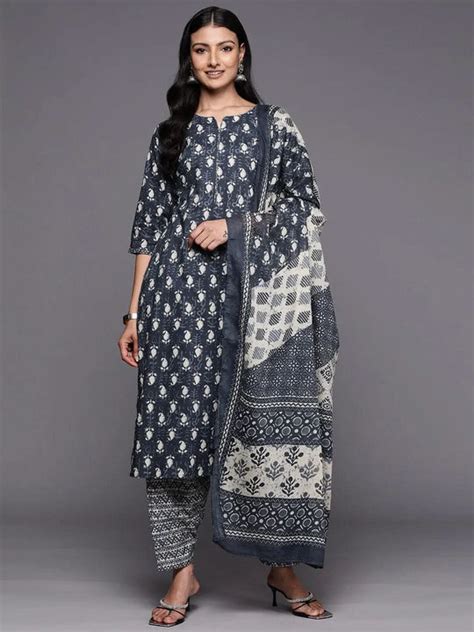 Buy Designer Salwar Suits for Women Online in India | Libas