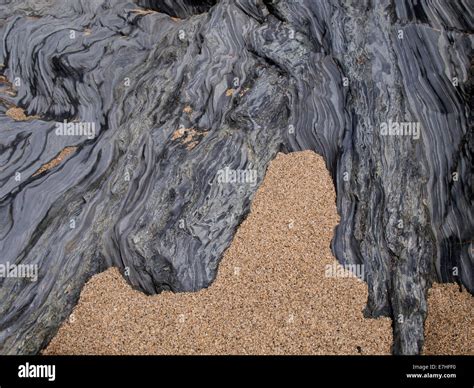 Metamorphic rocks hi-res stock photography and images - Alamy
