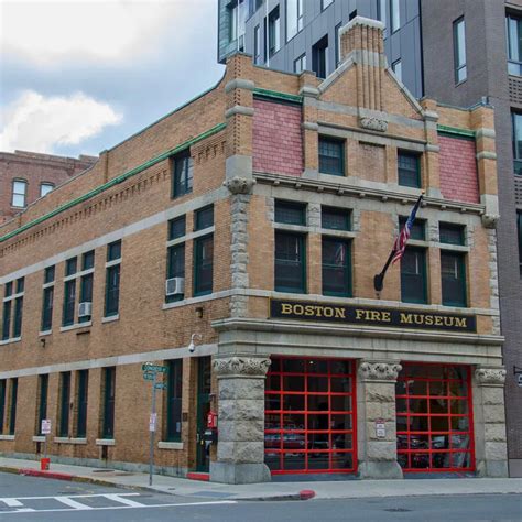 Top 22 Famous People From Maine