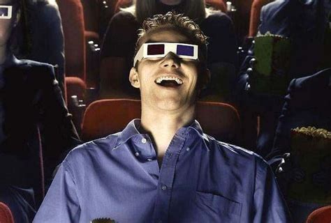 看3D電影為什麼要戴特製眼鏡？原因你肯定想不到 - 每日頭條