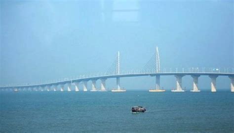 World's longest sea-crossing Macau Hong Kong bridge finally opens