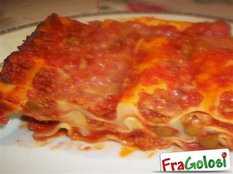LASAGNE AL FORNO CON RAGÙ E RICOTTA   Ricetta di FraGolosi.it