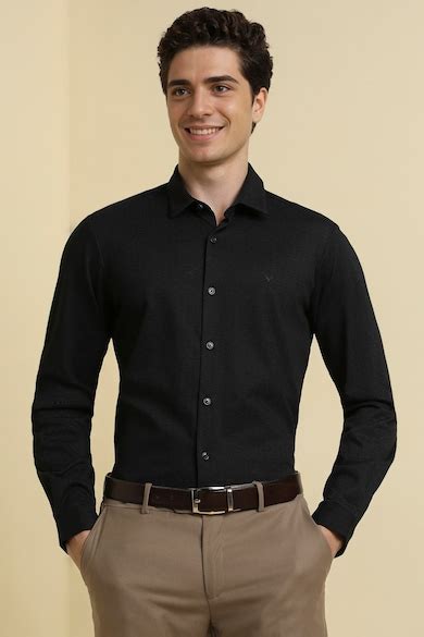 Buy Men Black Slim Fit Printed Full Sleeves Formal Shirt Online ...