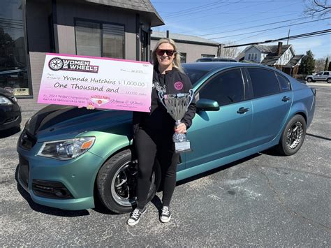 Proof Positive – Yvonnda Hutchins Turns a Tragedy into Triumph by Taking Up Drag Racing in Her ...