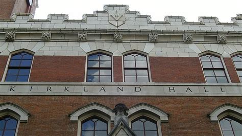 Pro-Palestinian sit-in forcibly removed by Vanderbilt University police ...