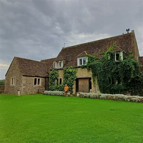 BATTENS FARM COTTAGES B&B AND SELF CATERING (Chippenham, Wiltshire ...