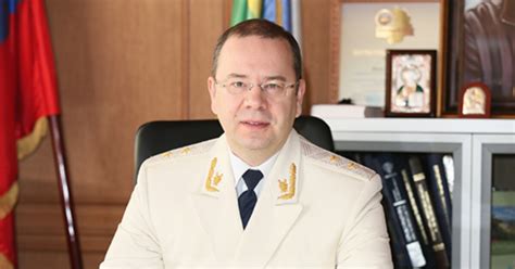 Navalny's Foundation Alleges Posh Property Abroad Belongs To Moscow ...