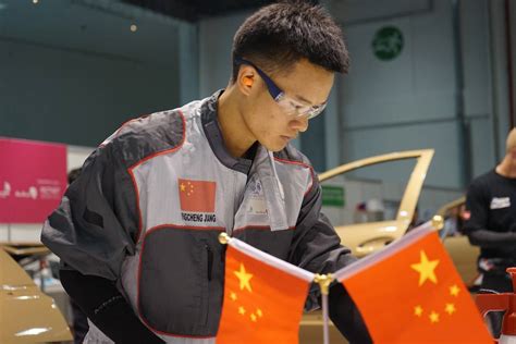 【聚焦世赛】杭州技师学院蝉联世界技能大赛汽车喷漆项目冠军