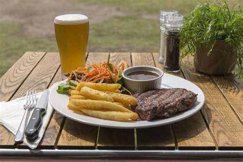 10 Must Visit Restaurants In Fiji That Serve Delicious Food