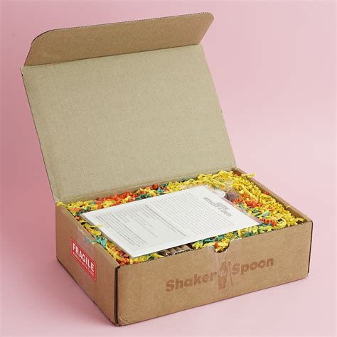 Shaker & Spoon Subscription Box Review + Coupon - October 2017 | MSA