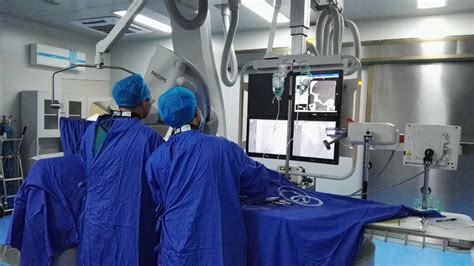 数字减影血管造影系统上周启用 目前已开展多项介入放射技术手术-第二附属医院