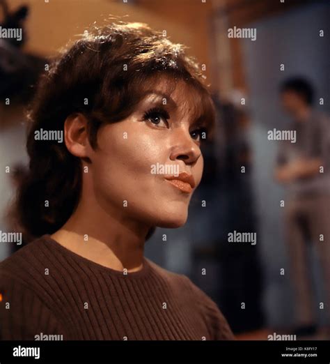 Cleo laine hi-res stock photography and images - Alamy