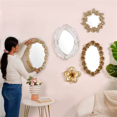 Floral Decorative Wall Mirror Gold Online - Premium Wall Mirror | Nestasia