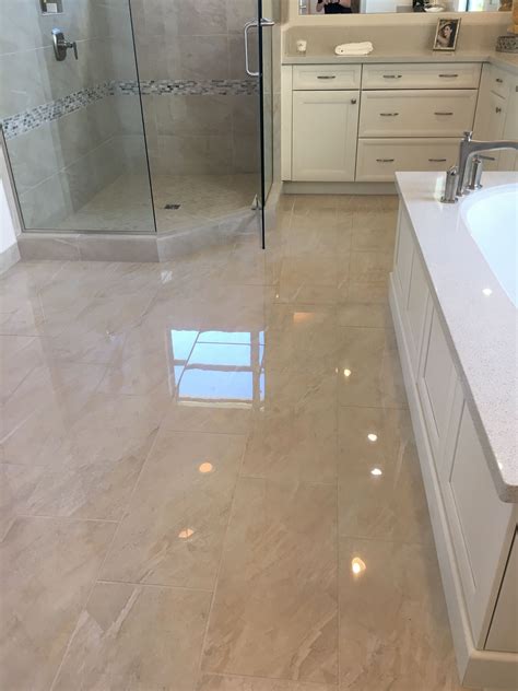 Adding A Touch Of Class With Glass Floor Tile - Home Tile Ideas