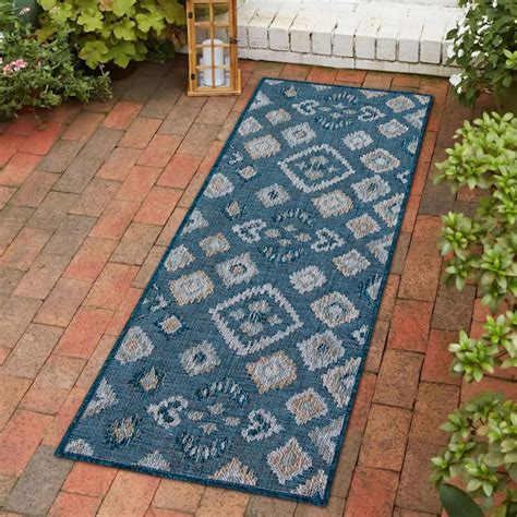 Origin 21 with STAINMASTER Diamond 2 X 6 (ft) Blue Outdoor Area Rug in ...