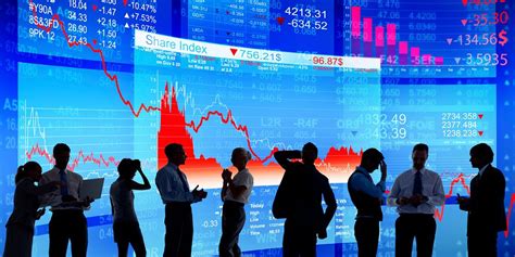 Square Image of Business People 的图像结果