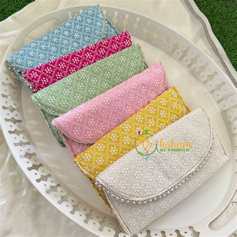 Return Gift Purses -Thread Work Pouches -6 pieces -RG058 – vrikshamindia