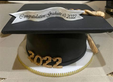 Image result for Graduation Hat Cake Tutorial