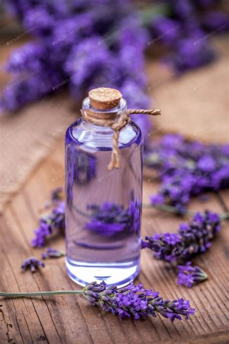 aromatherapy oil massage