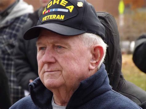 President Trump signs the VA Choice and Quality Employment Act of 2017 ...