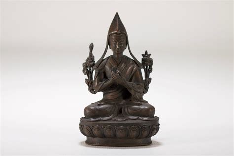 Lama Tsongkhapa, first Dalai Lama, Tibet. - Galerie Vintage Addict