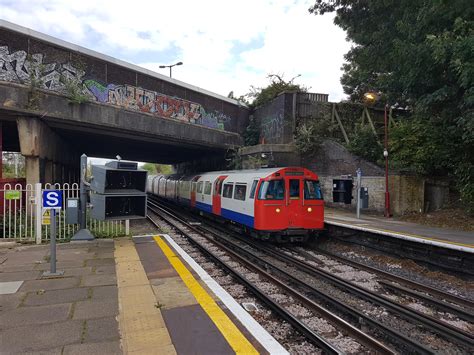 Image result for Bakerloo Line Stock