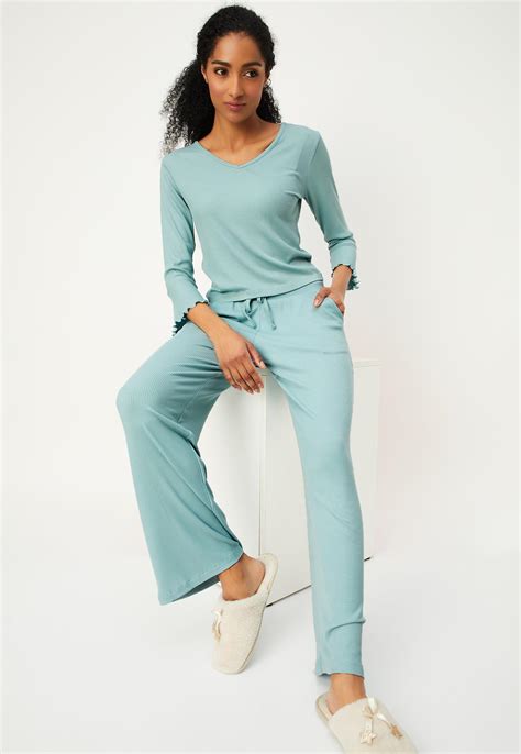 Buy Women's Sleepwear Sets Online at Best Price | Max Fashion