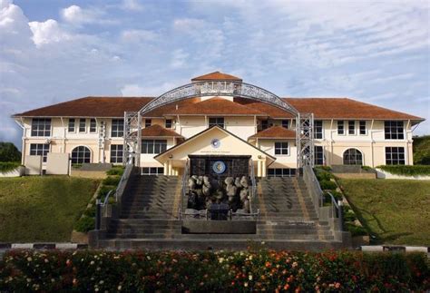 马来西亚国立大学申请材料简介 - 马来西亚国立大学