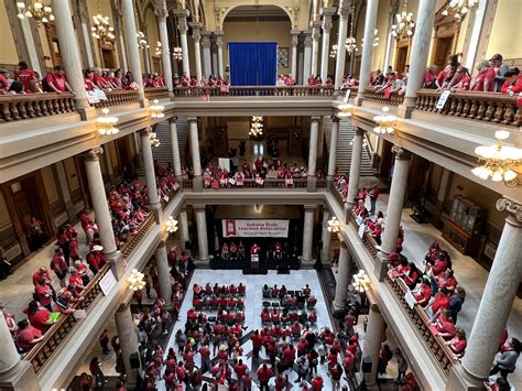 "Union busting" bill opposed by Indiana teachers heads to governor's ...