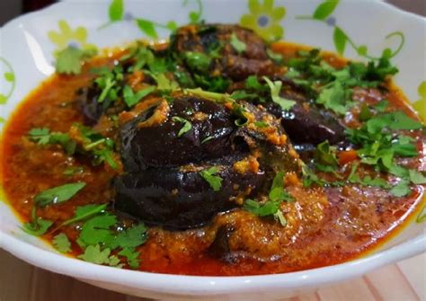 Bharwa baigan Recipe by Debashri Chatterji - Cookpad