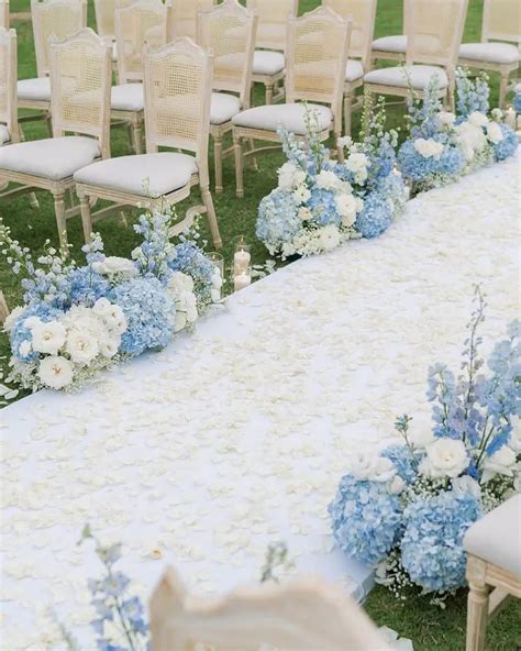 Pin on Arch | Aisle and Vevue decor in 2024 | Blue wedding decorations ...