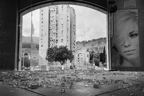 הרצאה - צלם בעיר ריקה של הצלם ארז בן סימון, כפר הנשיא, Safed, 13 ...