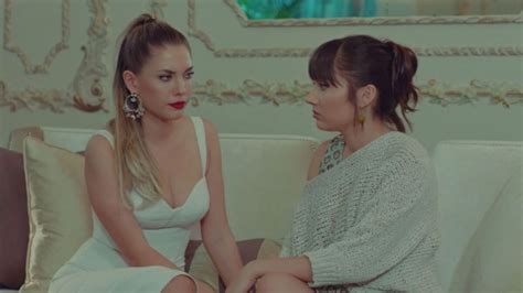 Forbidden Fruit episodi turchi: Zeynep si allonta da Yildiz per aver ...