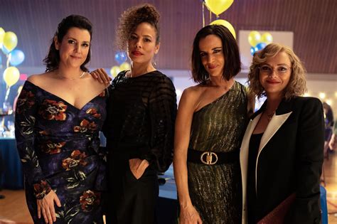 Yellowjackets Season 1 Finale Review: Coronation Of The Antler Queen