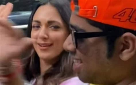 Kiara advani dance with fan on jug jug jeeyo song nach punjaban