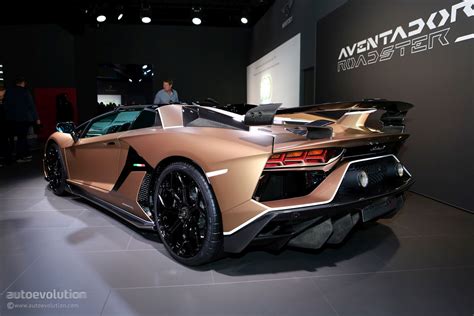 Bronzo Zenas Lamborghini Aventador SVJ Roadster Shines in Geneva - autoevolution