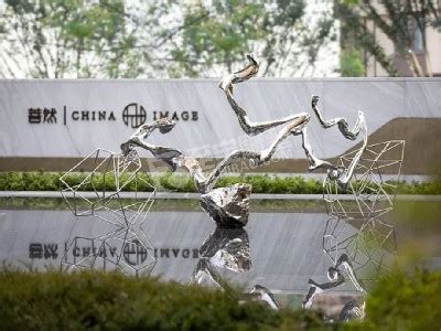 杭州不锈钢雕塑厂不锈钢圆环雕塑-杭州金兔子文化创意有限公司
