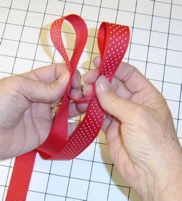 How to Tie a Multi-Loop Decorative Ribbon Bow