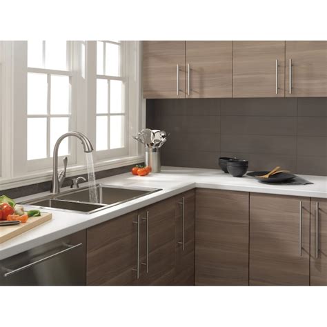 Delta Ashton Stainless Single Handle Pull-down Kitchen Faucet with ...