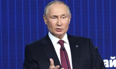 Russian defector sheds light on Vladimir Putin's 'secret train' network