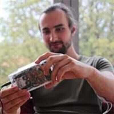 Mobile force feedback uses muscles to work