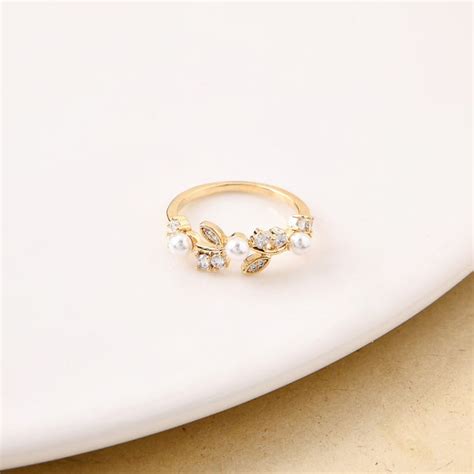 Ring Online - Premium Dewdrop On Leaf Pearl Accent Ring Gold | Nestasia