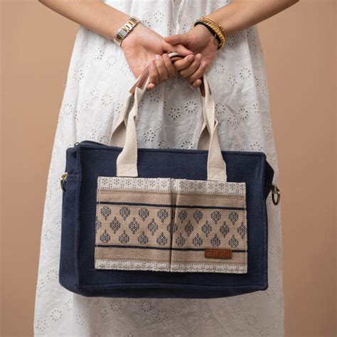 Shop Tote Bags Online - Fashionable and Functional | Maisha Lifestyle ...