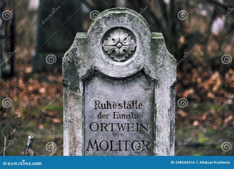 Ancient Headstone on Old Abandoned Cemetery Editorial Photo - Image of gravestone, marx: 248540416