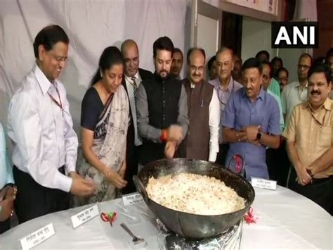 Halwa ceremony at Finance Ministry marks printing of Budget-2019 documents