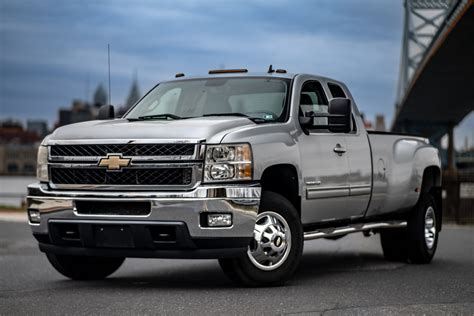 2011 Chevy 3500 Dually 2011 Chevrolet Silverado 3500 LT / 4X4