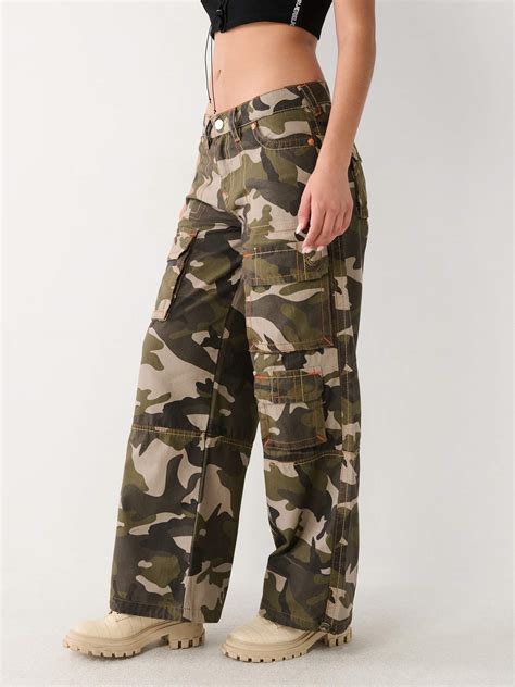 JESSIE BIG T CAMO CARGO SUPER BAGGY PANT | True Religion