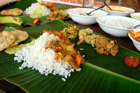Exploring Kerala Cuisine - 10 Traditional Dishes You Must Try