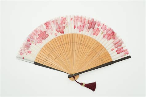 [With fan case, paper box] Sakura blur (Blue 1122S)– 扇専門店 万葉