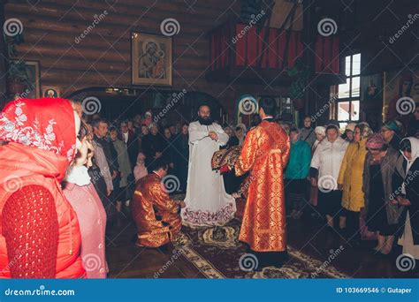 The Vestments of the Bishop at the Divine Liturgy in the Orthodox ...